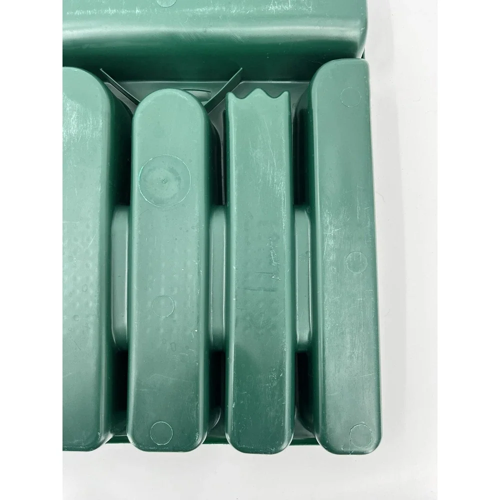 Rubbermaid preowned measures